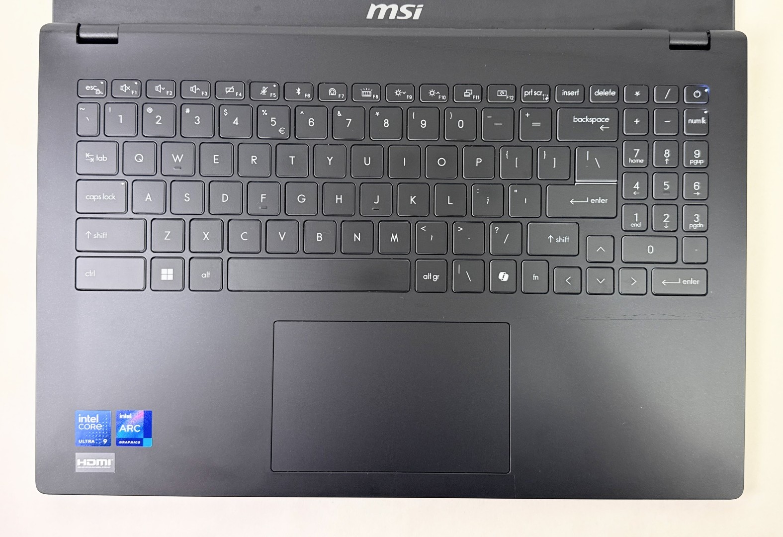 MSI Modern 15 H AI C1MTG 15.6″ Touch Ultra 9 185H 32GB 1TB SSD W11H