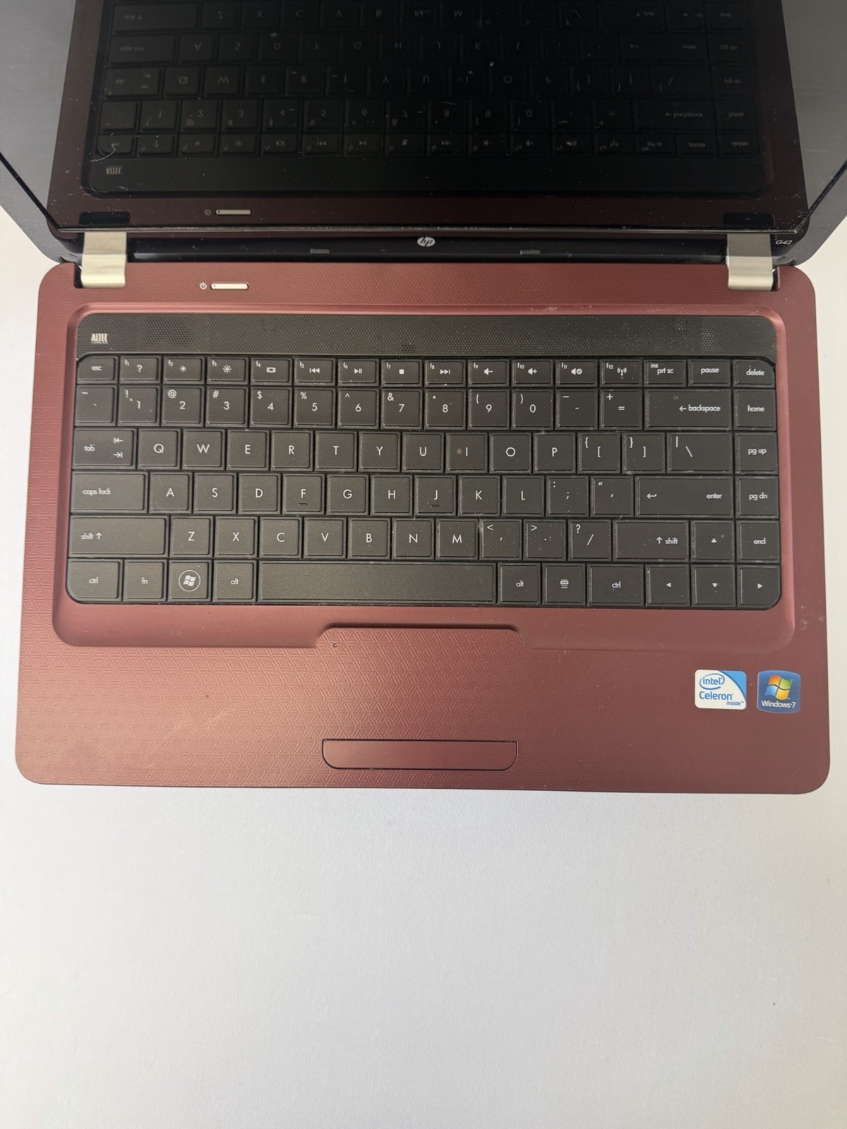 HP Notebook G42 Laptop – Good Screen – Intel Celeron 900 – Read Des