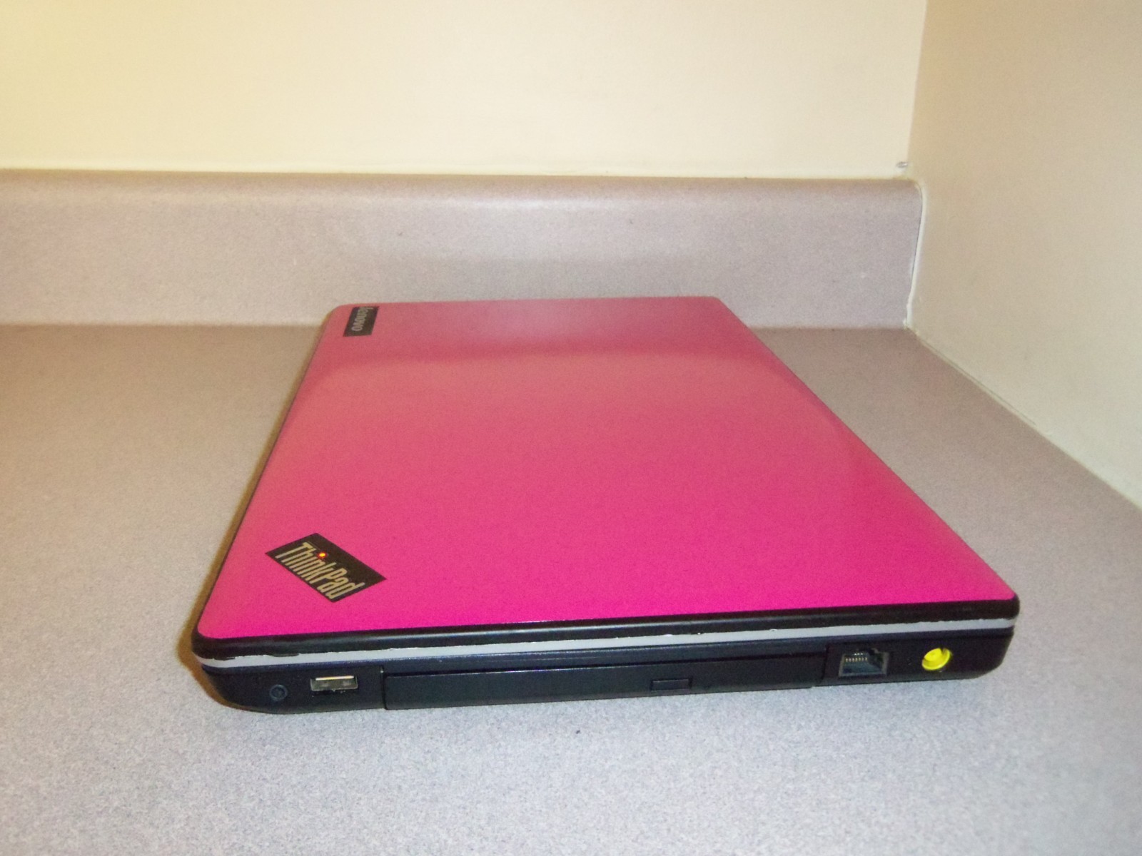 LIGHT GAMING,HOT RED LENOVO i5-4200M@3.10GHz 12G RAM,256G SSD,DVDRW,WIN11,CAM