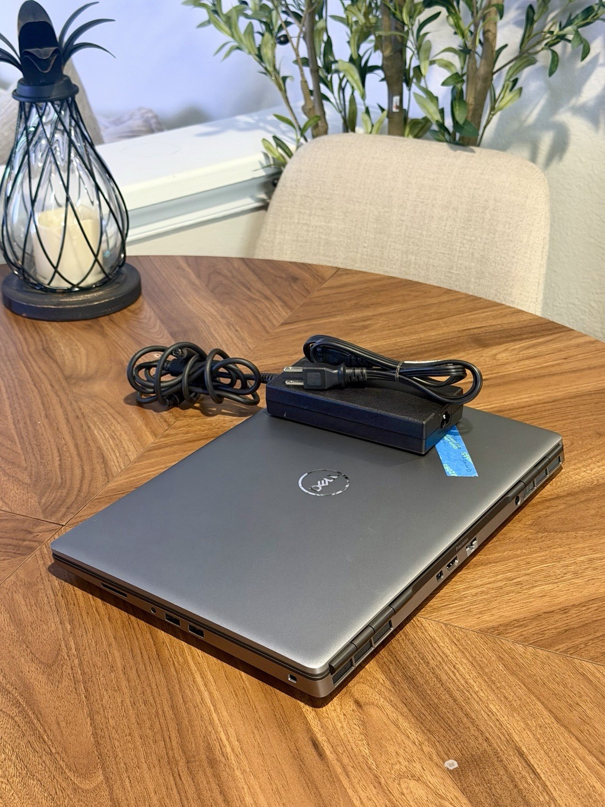 Dell Precision 7550 15.6″ Laptop i7-10750H Quadro T2000 16GB 512GB SSD W11P
