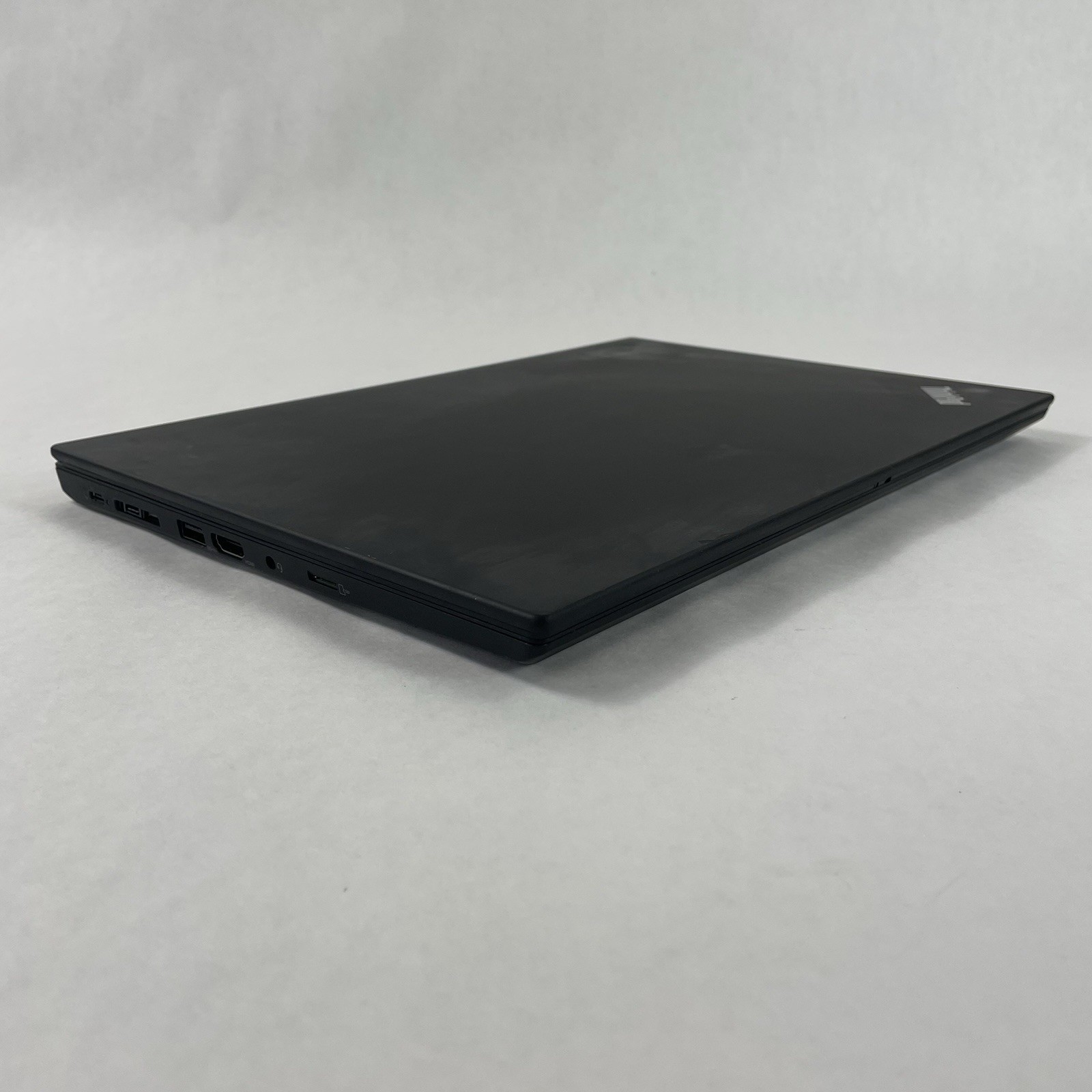 Lenovo ThinkPad T14 Gen 2 14″ i5-1145G7 2.60 GHz 16 GB RAM No SSD No OS READ