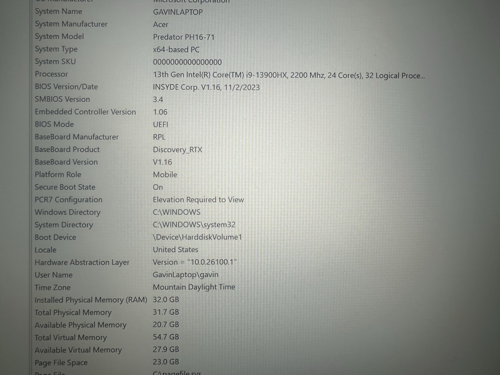 Acer Predator Helios 16 / RTX 4080
