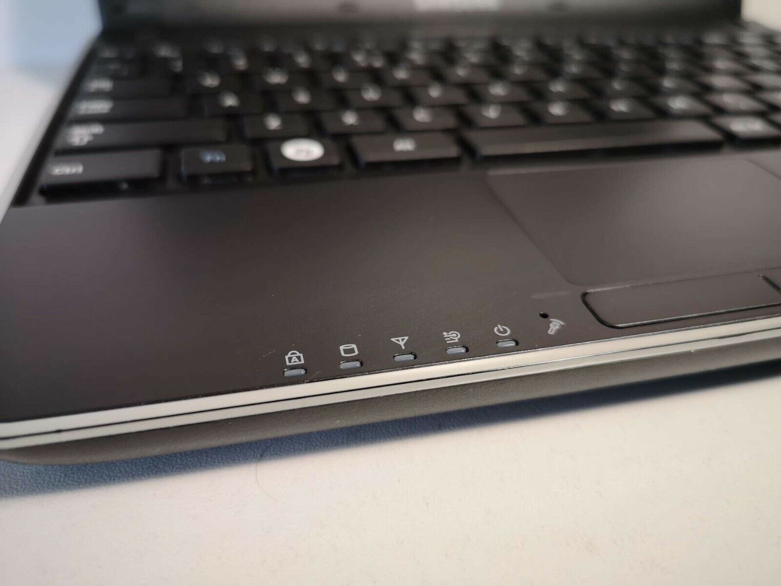 Samsung N210 PLUS 10.1” 2GB/320GB HDD ATOM N450 1.66GHz KAM 3xUSB Windows 7 Pro