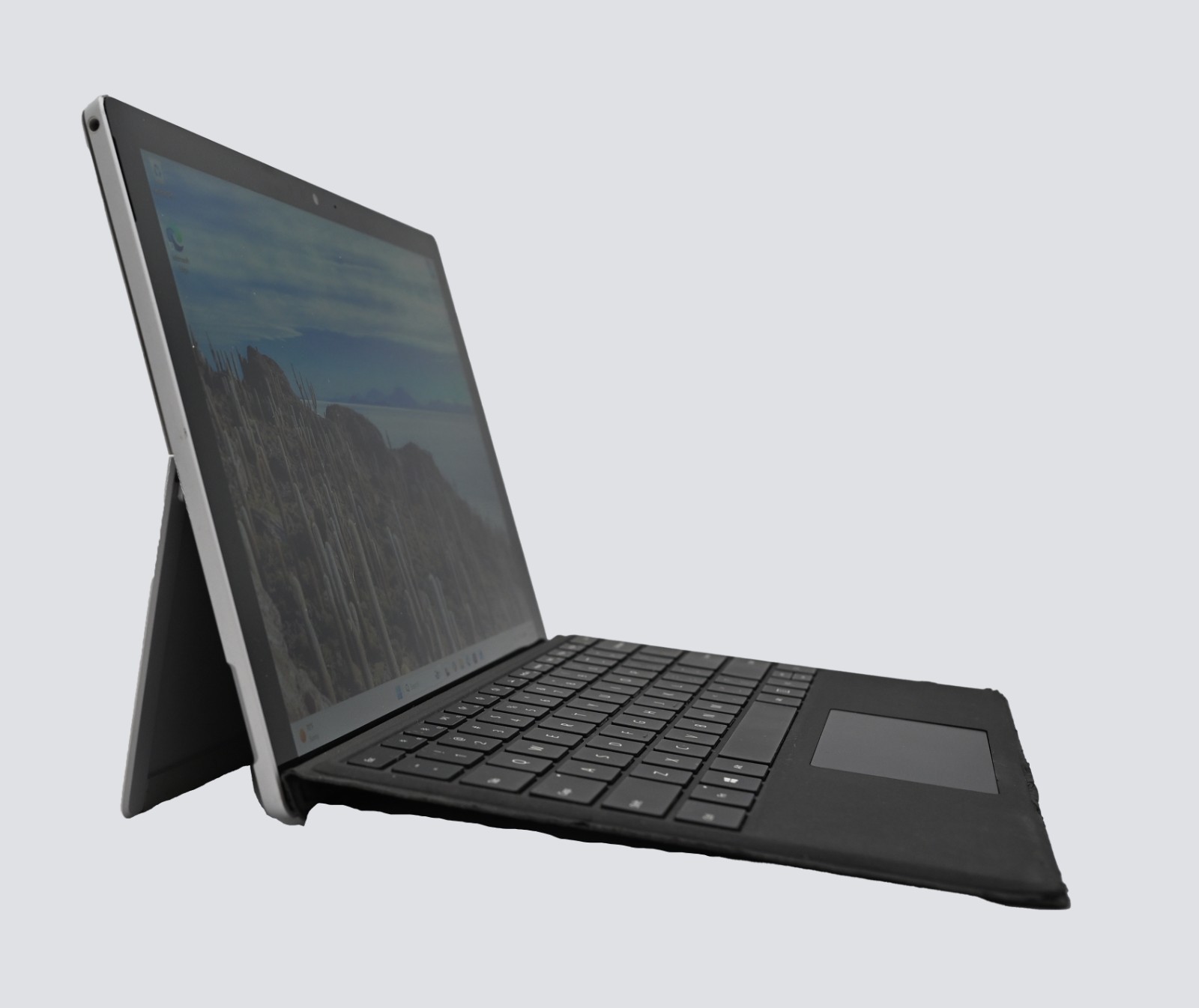 Microsoft Surface Pro 6 1796 i7-8650 1.9GHz 8GB RAM 256GB SSD Win 11 Pro