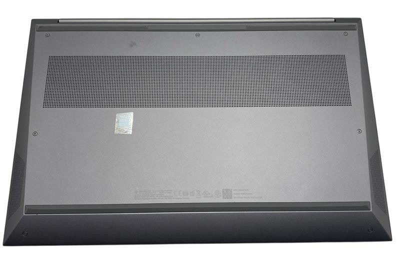 HP ZBOOK STUDIO G8 I9 2.5Ghz 32GB RAM 1TB SSD-LOW BATTERY- READ DESCRIPTION