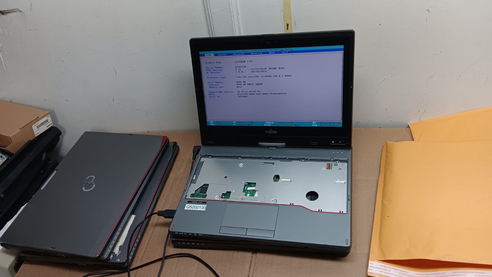 Lot of 4 Fujitsu LifeBook T726 T725 Laptops For Parts or Repair