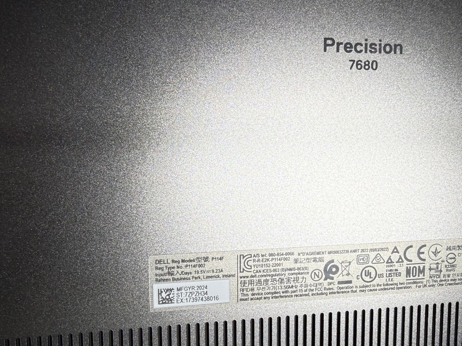 Dell Precision 7680 16″ i7-13850HX 64GB Ram 1TB SSD RTX 2000 Ada