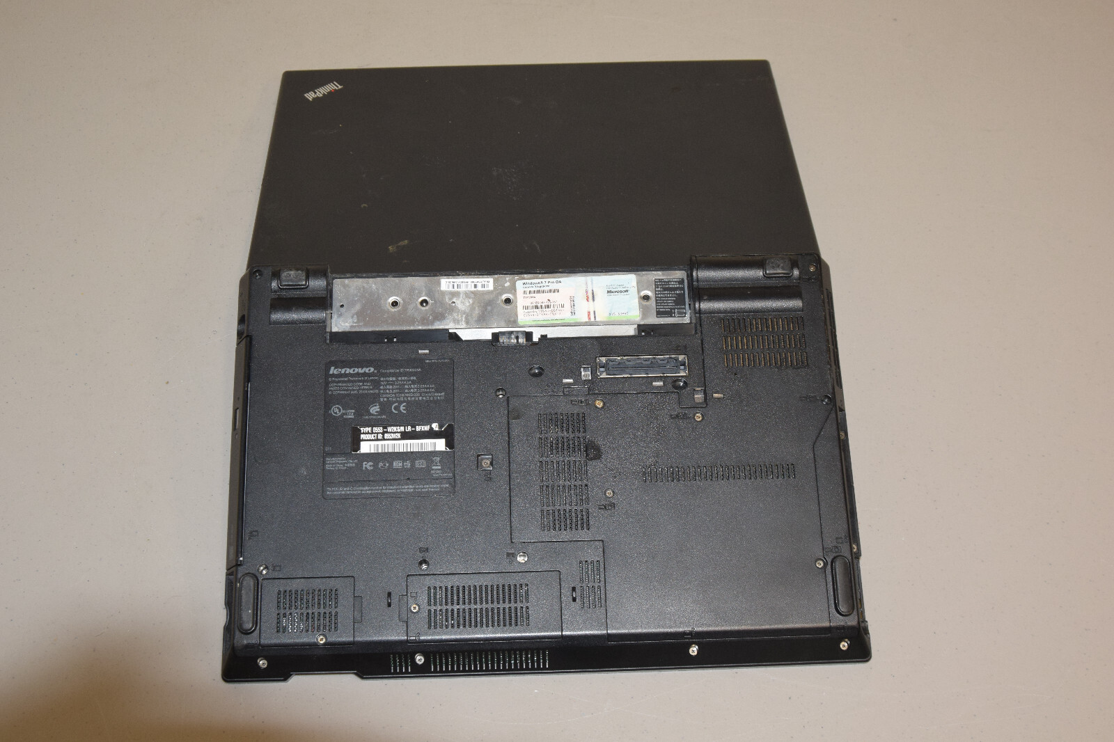 Dead Junk Lenovo Thinkpad L412 0553-W2K 14″ Laptop Incomplete AS IS