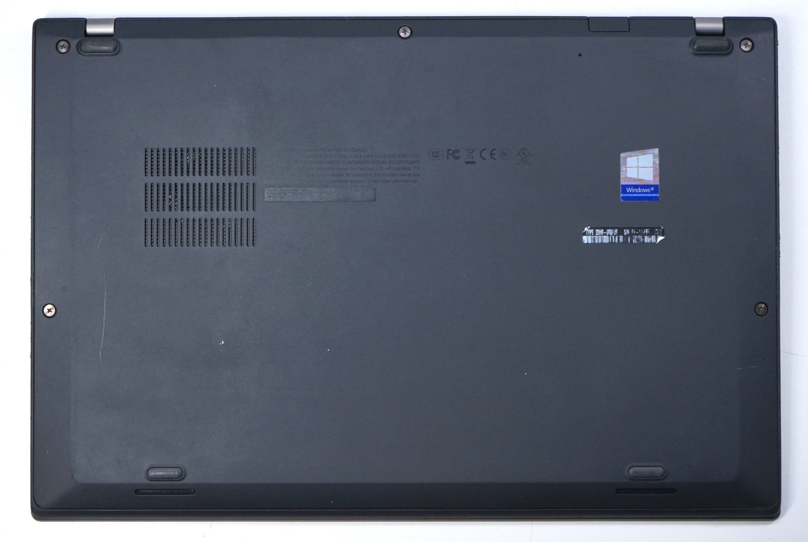 Lenovo ThinkPad X1 Carbon 5th Gen 14″ FHD Intel Core i7-7600U 16GB RAM (No SSD)