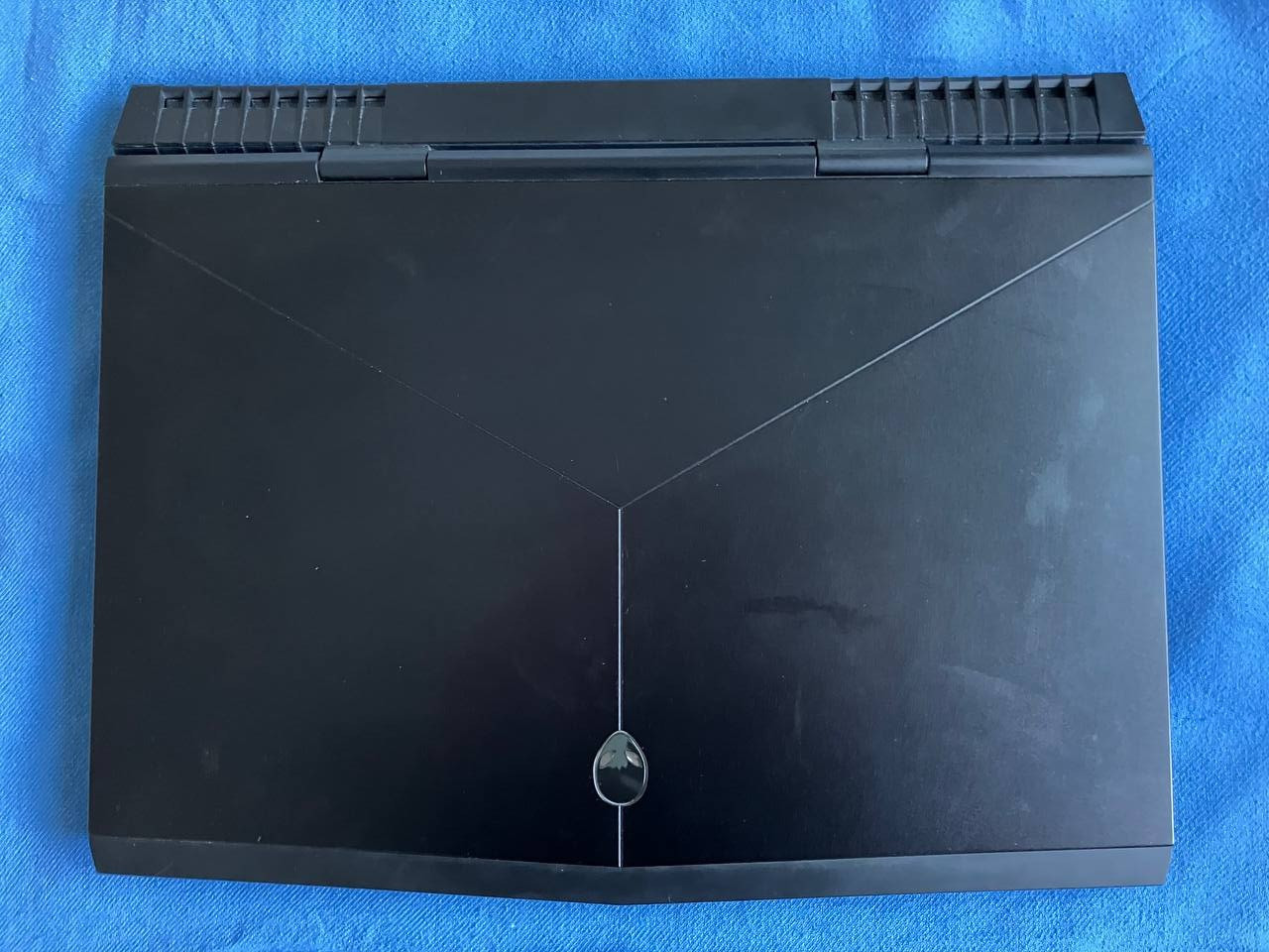 Dell Alienware 17 R5 FHD i7-8750H 16GB 256GB SSD/1TB SSD GTX 1080