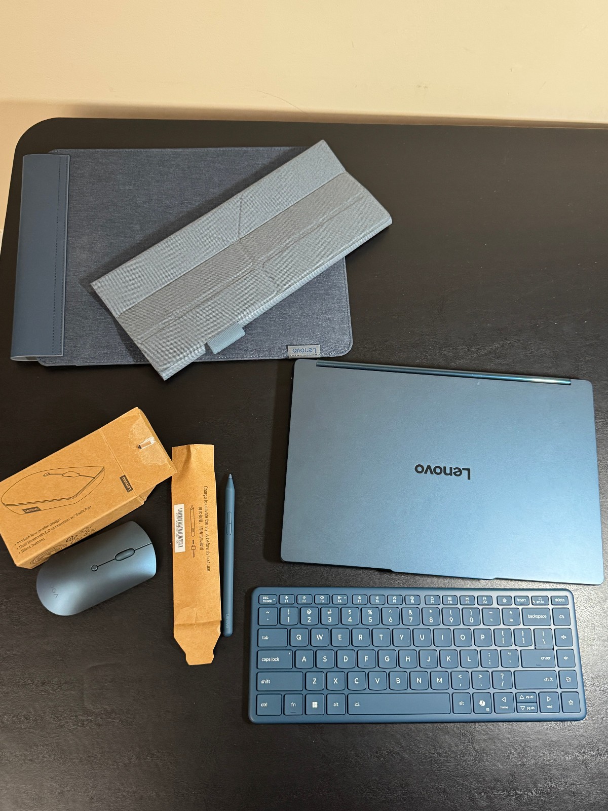 Lenovo Yoga Book 9i 14” 2.8K Dual Screen OLED Laptop Ultra 7 255H 16GB 1TB Teal