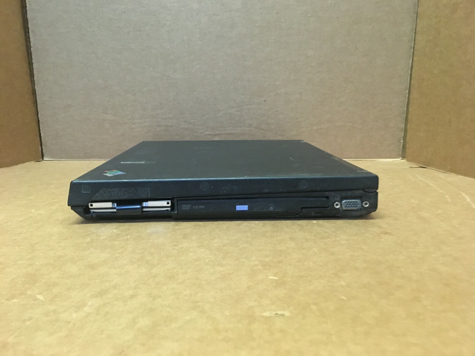IBM ThinkPad R51 LAPTOP 1.50GHz 760MB, 40GB WINDOWS XP