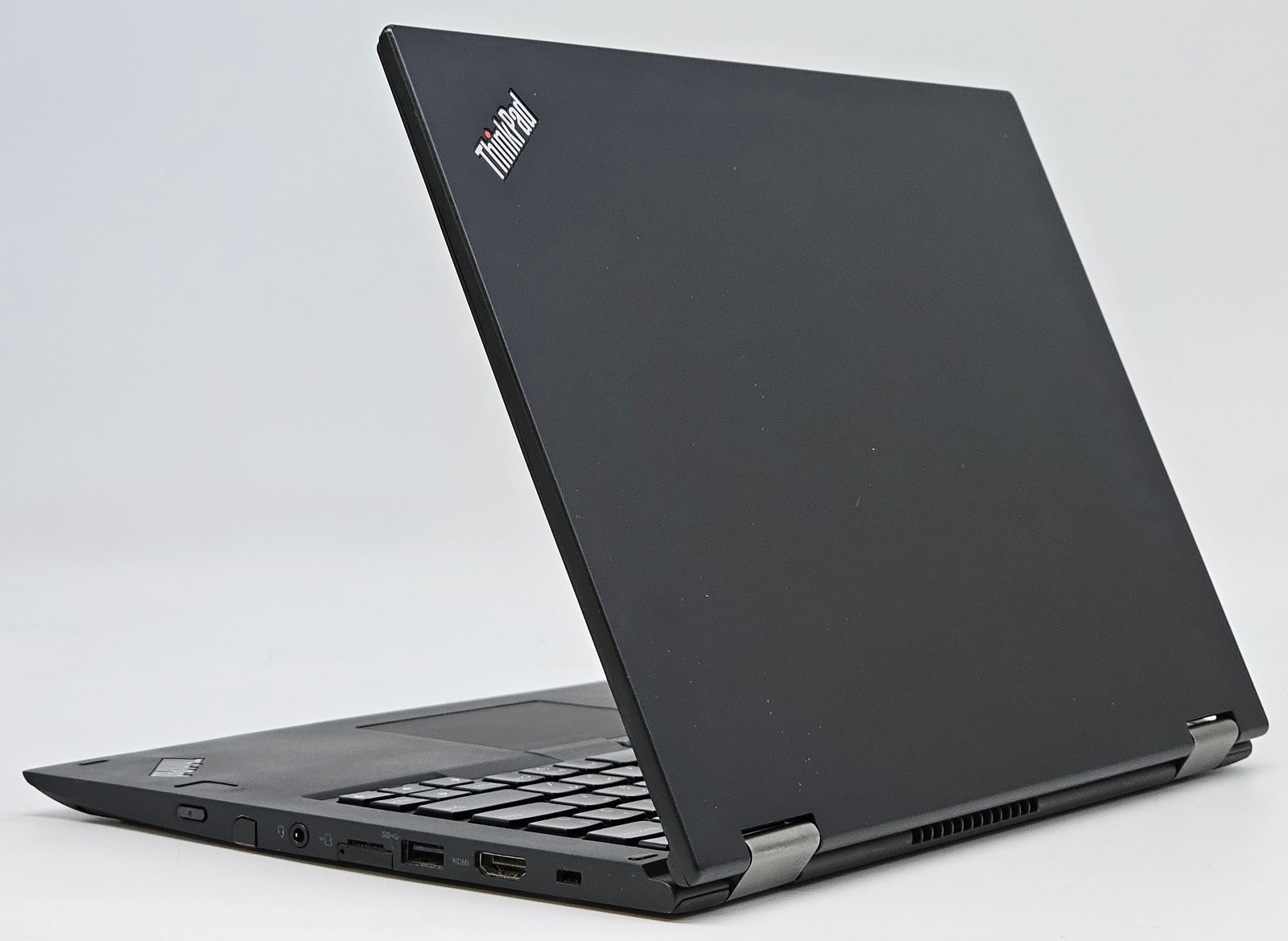 Lenovo Yoga X380 – 13.3″ Touch 2-in-1 Laptop – i7-8550U 8GB RAM 256GB SSD Win 11