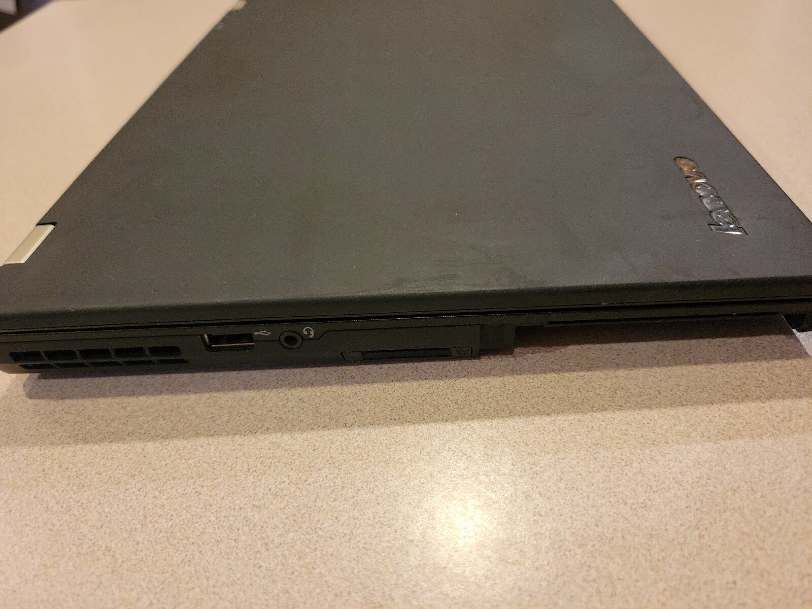 Incomplete Lenovo ThinkPad T420 14″ Laptop Intel i5-2520M 2.50GHz 4GB 320GB HDD