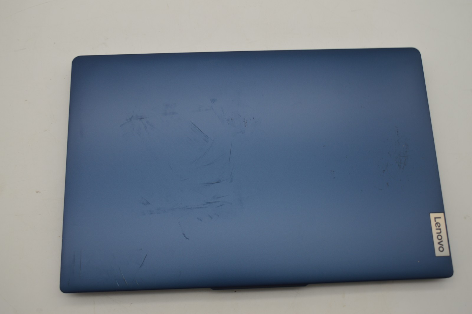 Lenovo IdeaPad Slim 3 15IRU8 Core i3-1315U 1.2GHz 8GB 256GB SSD PC1795880