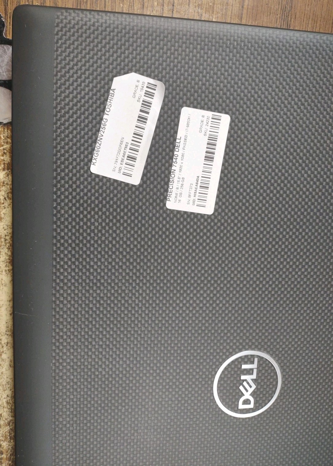 Dell Precision 7540 15.6″ W/ i7-9850H 2.6GHz 16GB 256GB SSD