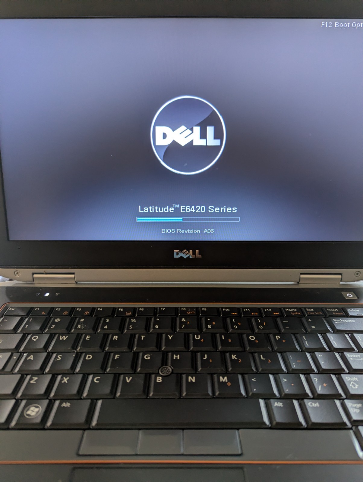 Dell Latitude E-6420 i-5-2nd Gen, 4GB Ram, DvD R/W, No HDD Pls Read Description.