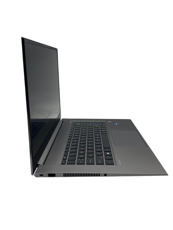 HP ZBOOK STUDIO G8 I9 2.5Ghz 32GB RAM 1TB SSD-LOW BATTERY- READ DESCRIPTION
