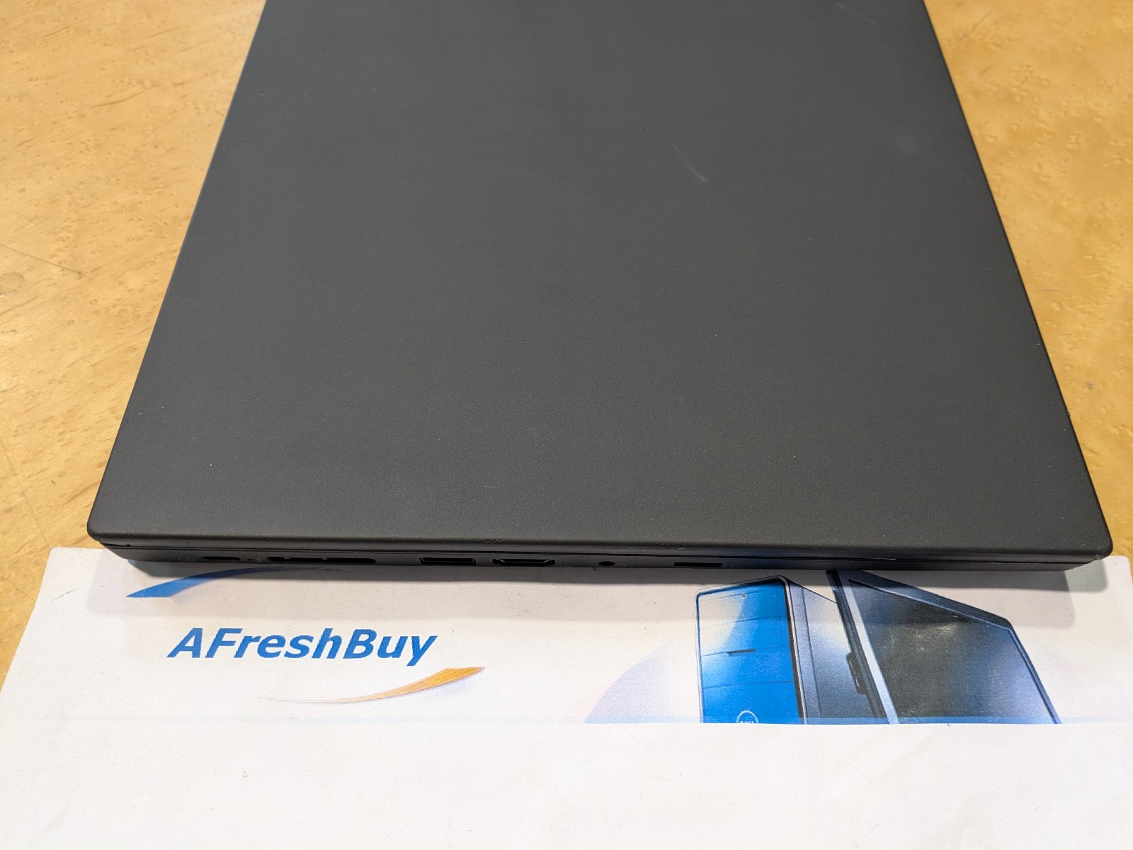 Lenovo Thinkpad P15s Gen 1 i7-10510U 1.8GHz 16GB Ram 256GB SSD Quadro T500 No OS