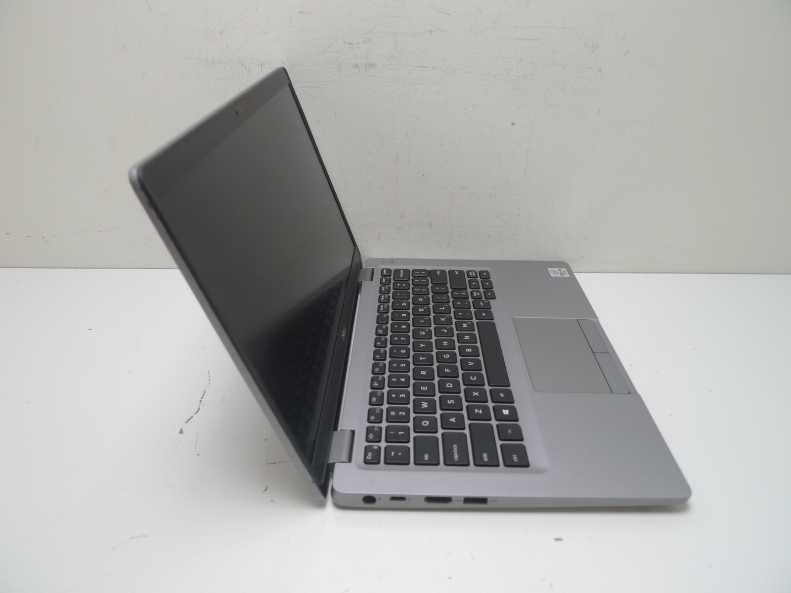 Dell Latitude 5310 | i5-10310U | 16GB RAM | 512GB NVMe | Linux | Bad Keyboard
