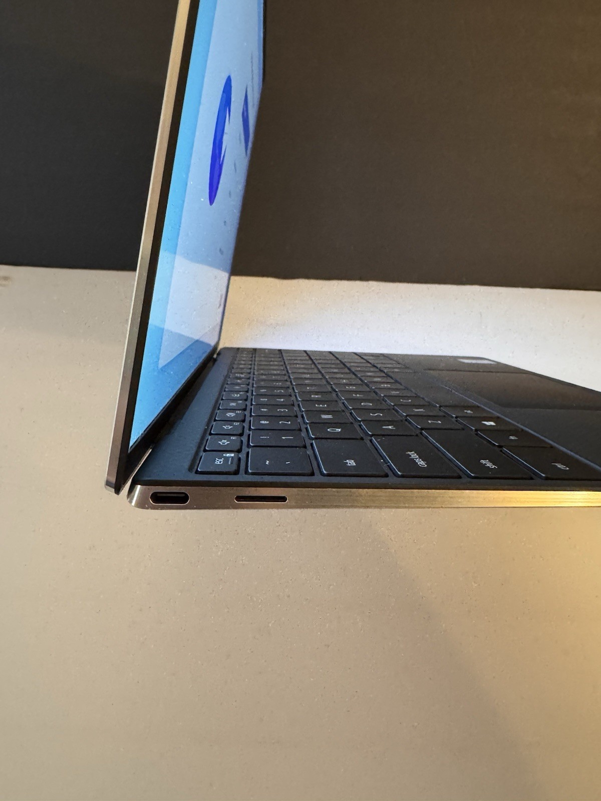 Dell XPS 13 9310 Intel Core i5 (11th Gen) 8GB RAM, 13.4” FHD+ Non Touch Display