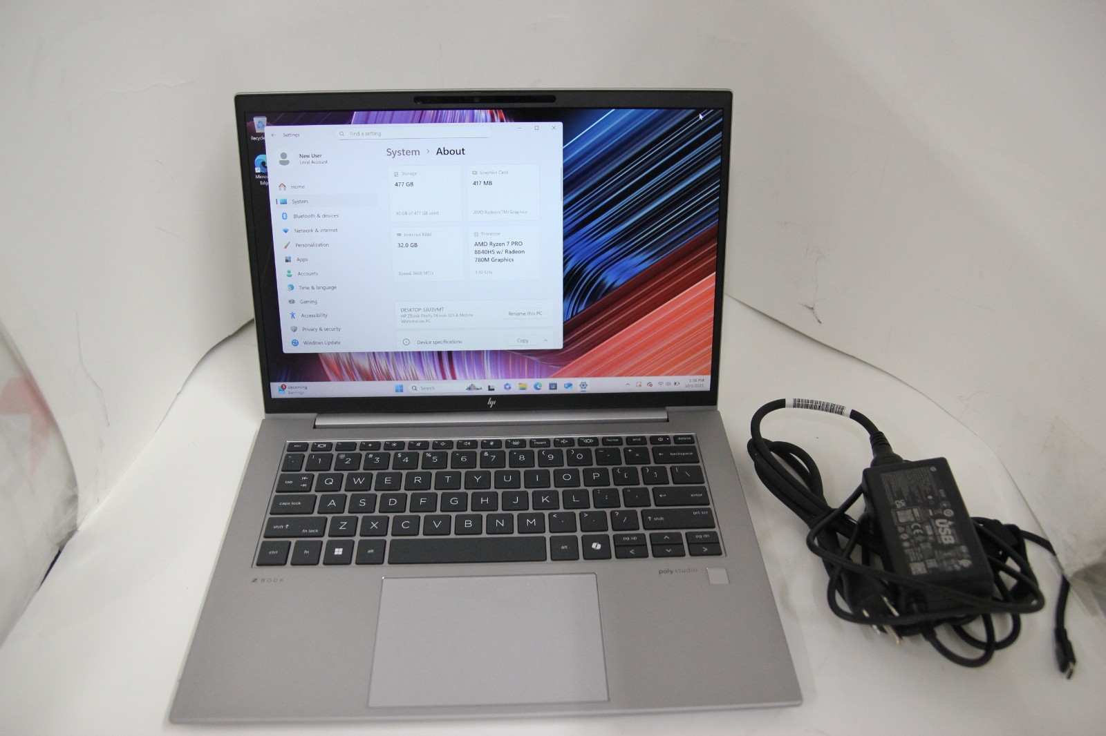 HP ZBook Firefly 14″ G11 A Ryzen 7 PRO 8840HS 3.3GHz 32GB 512GB Windows 11 Pro