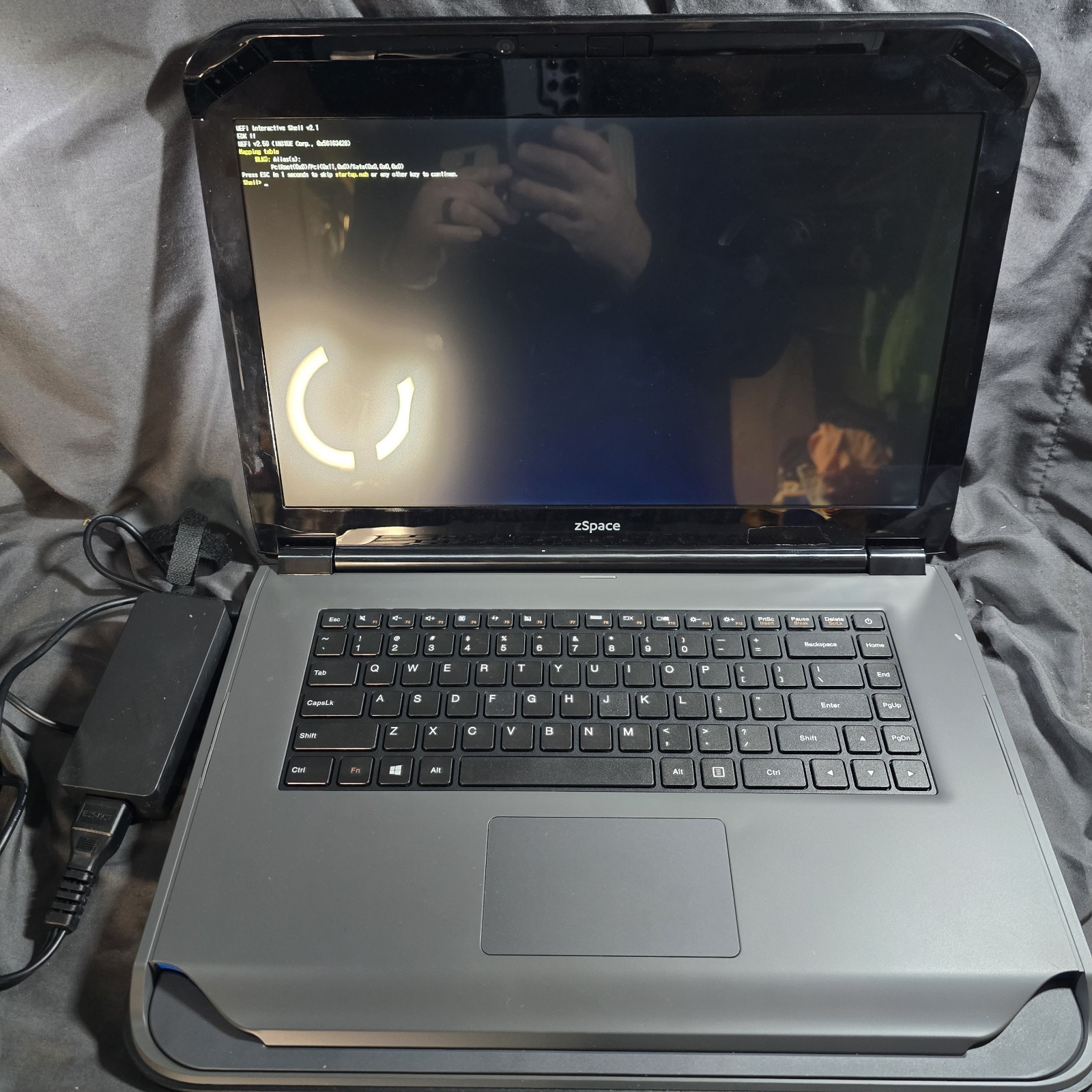 zSpace W1847 15.6” Laptop – AMD A9-9420 – 16GB RAM – 256GB SSD