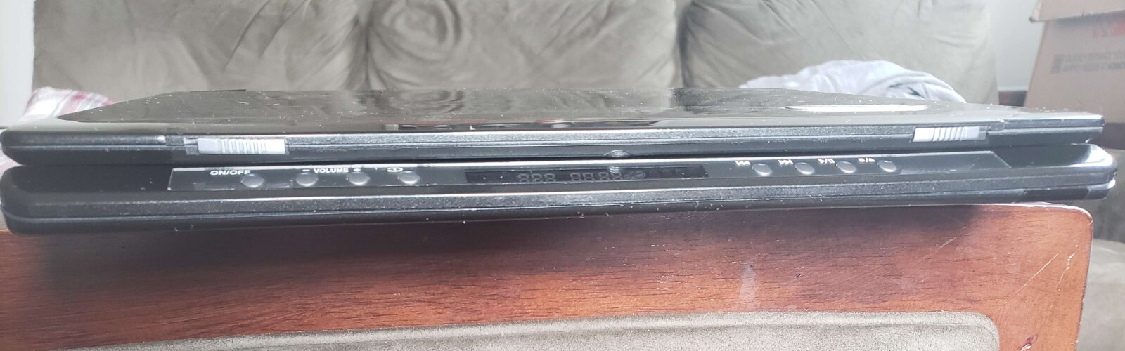 RARE Voodoo Envy Mi:732 PentiumM 1.73 1gb 40gb FACTORY Windows XP OS Clevo M560A