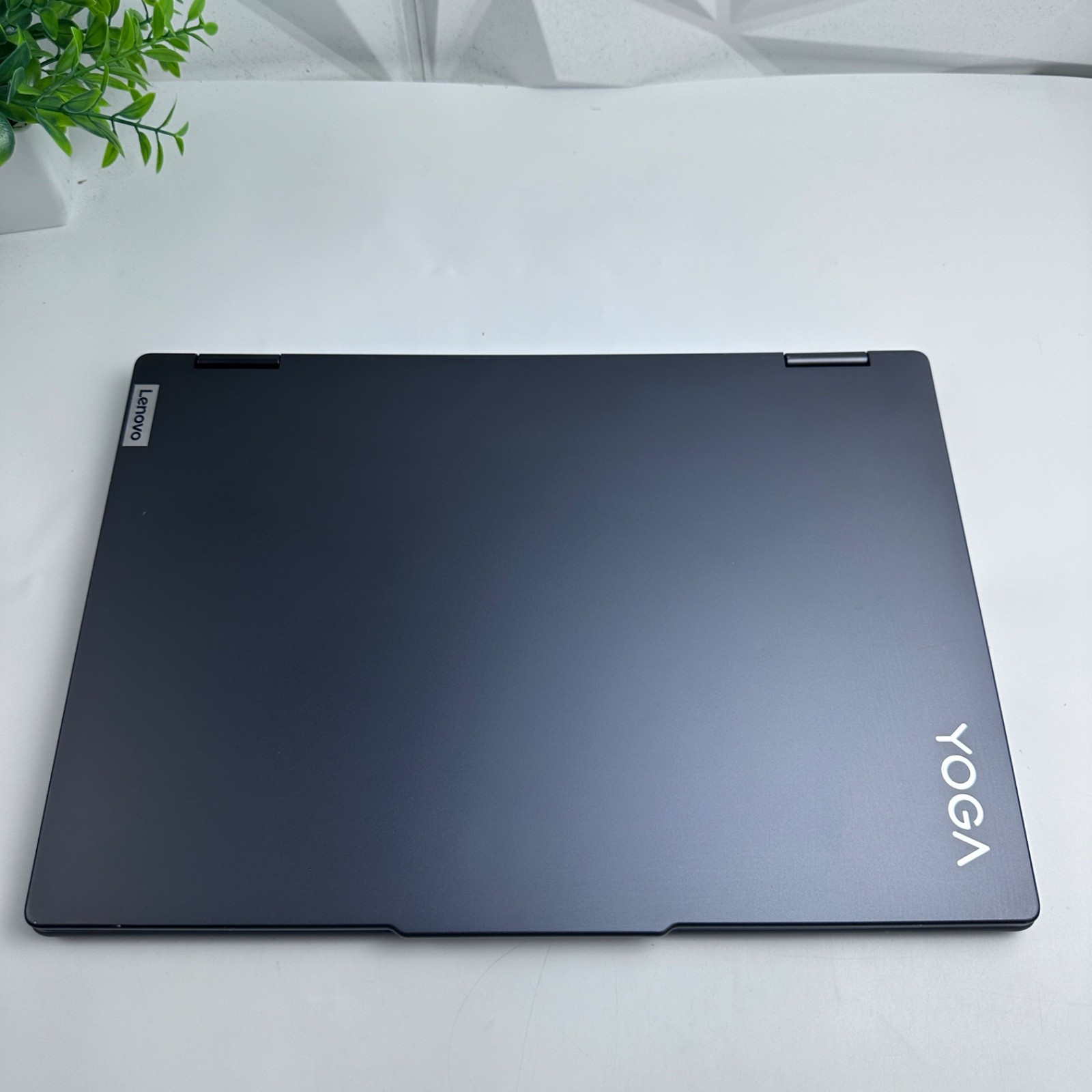 Lenovo Yoga 7 2-in-1 16IML9 Laptop 16″ Touch, Core Ultra 7 155U, 16GB, 1TB SSD