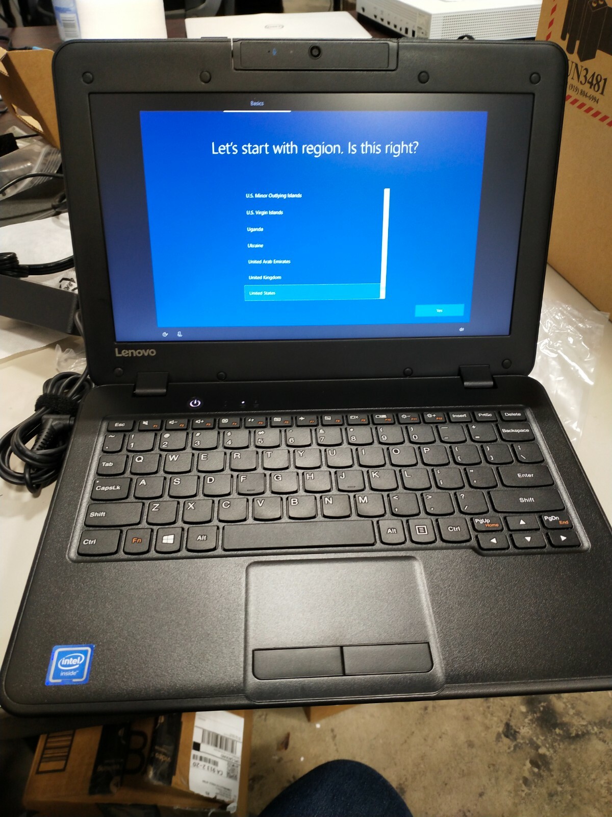 Lenovo 11.6″ HD Education Laptop Celeron N3450 1.1GHz 4GB Ram 128GB SSD W10P