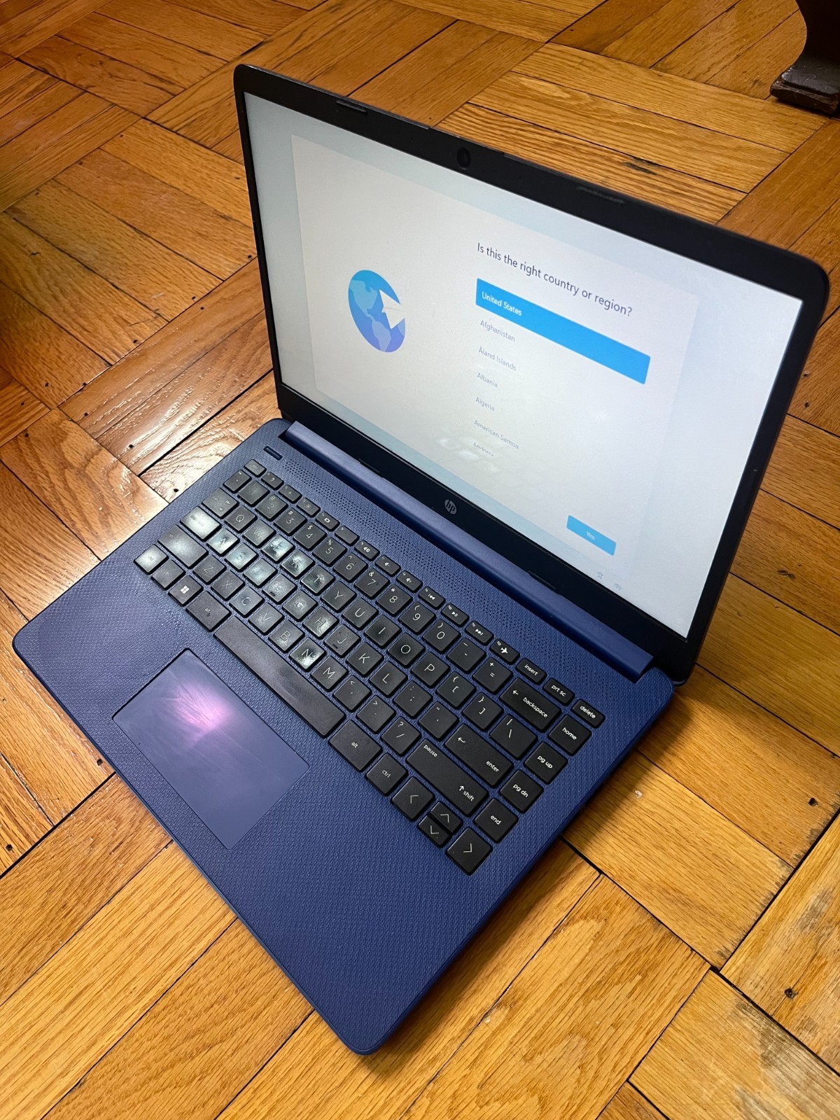 HP 14″ Laptop (Intel Celeron N, 4GB Memory, 64GB eMMC) Indigo Blue