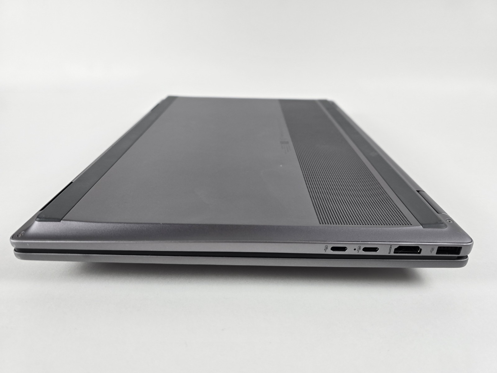 HP OmniBook X Flip 16″ Touch (AMD Ryzen 5 220, 8GB RAM, 512GB SSD) Used – READ