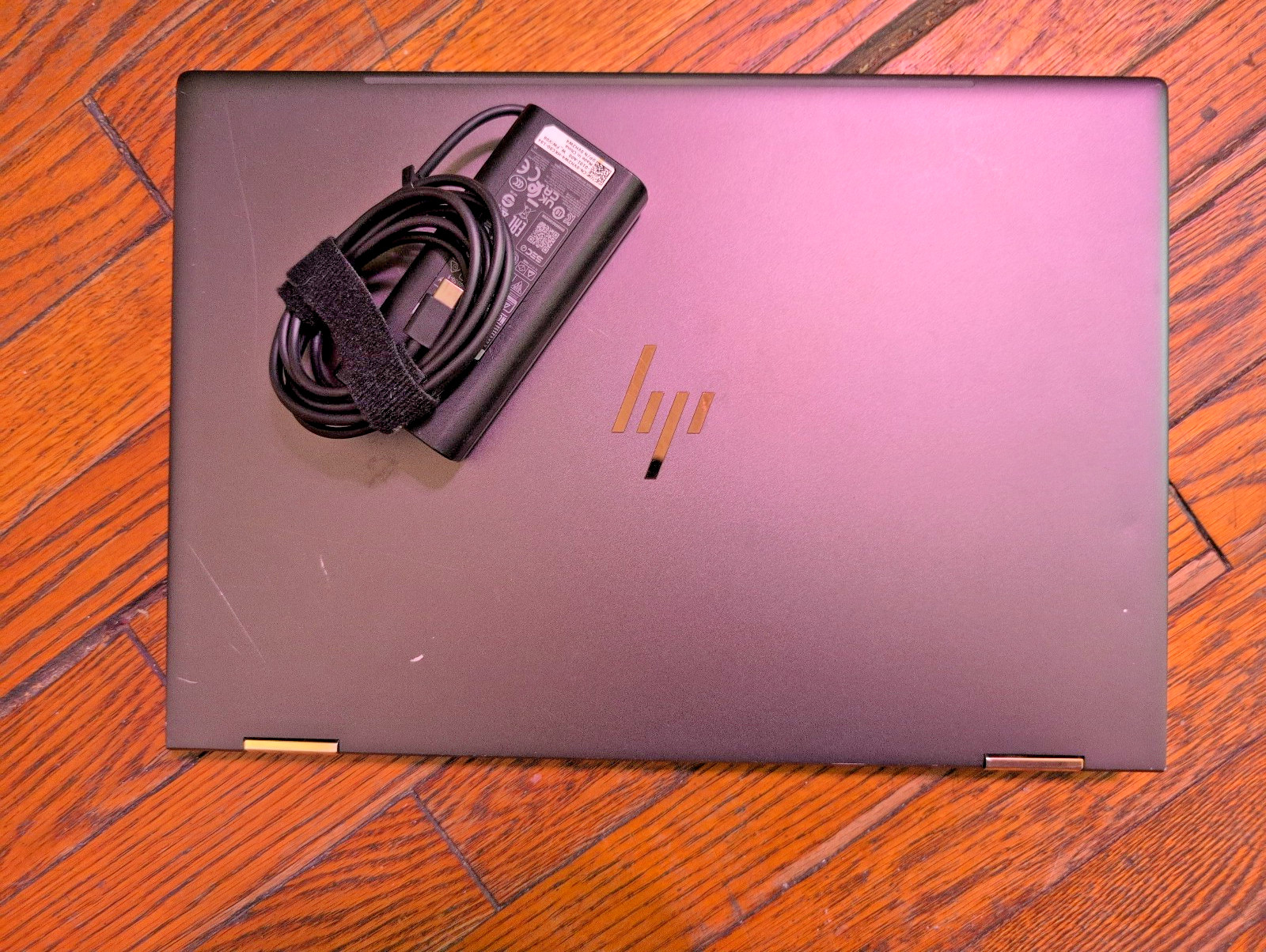 HP Spectre x360 15-CH011DX 15.6″ i7-8850 1.8GHz 16GB RAM 256GB SSD GeForce MX150