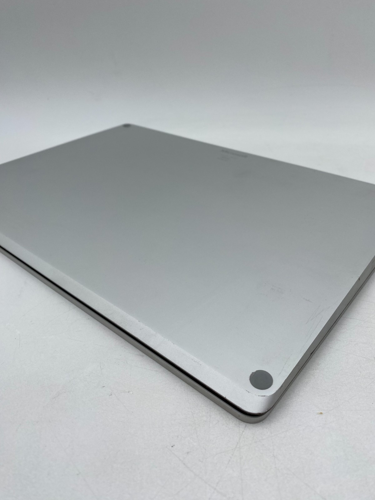 Microsoft Surface Laptop 1769 i5-7200U 2.6GHz 4GB DDR4 128GB SSD Silver Fair/S3