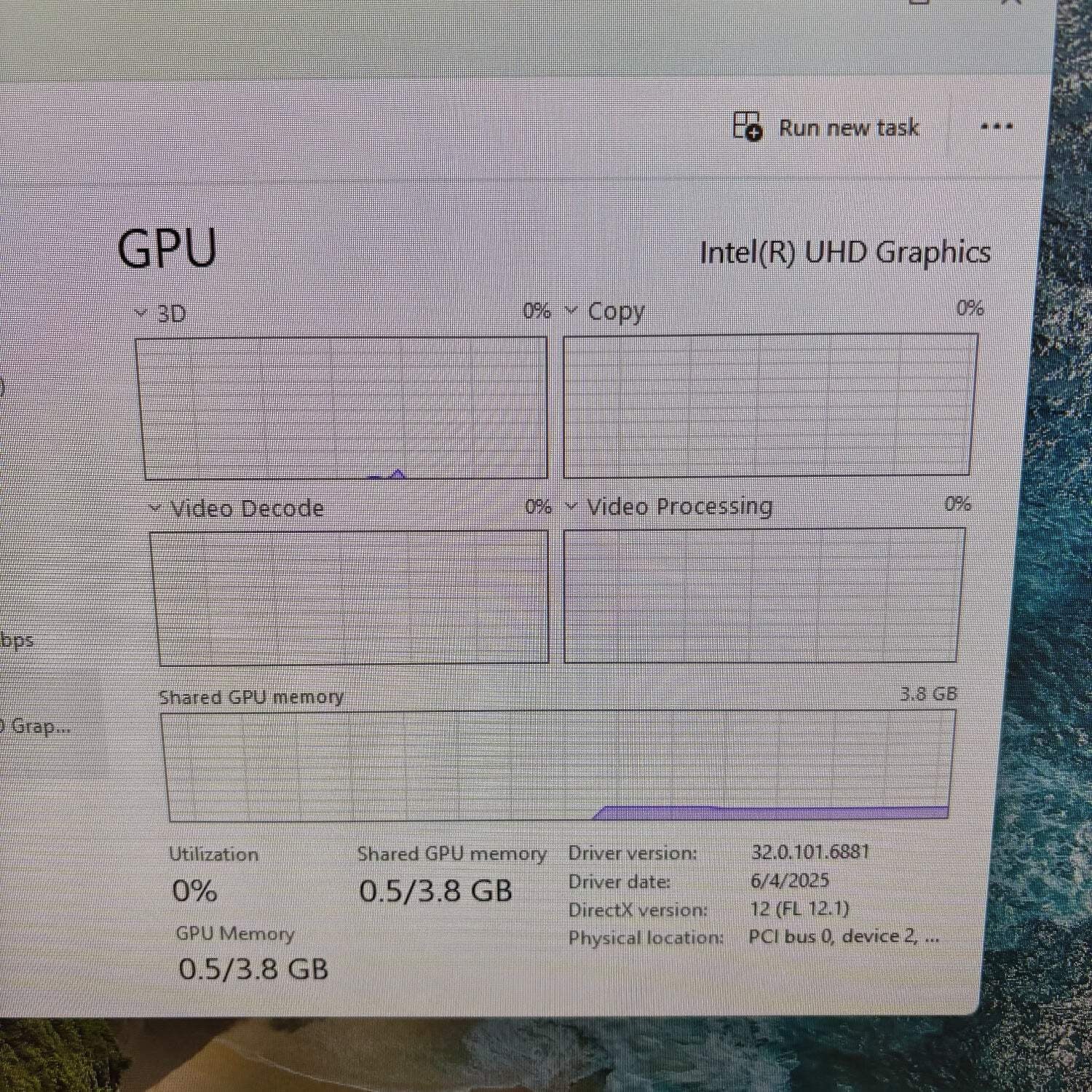 Dell Inspiron 5400 23.8″ i3-1115G4 3.0 GHz 8GB RAM 256GB SSD