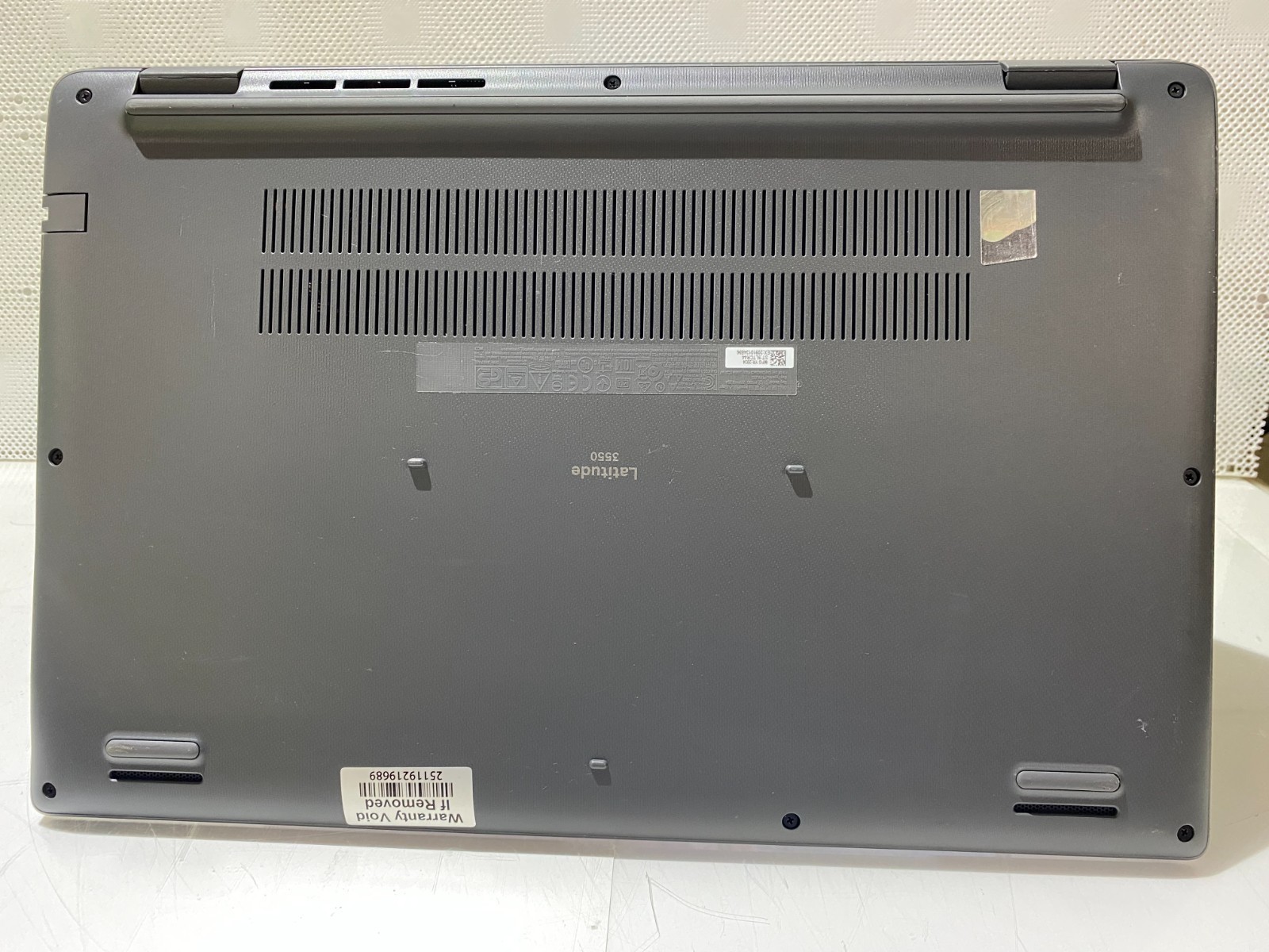 DELL LATITUDE 3550 i3-1315U@1.20GHz 8GB RAM 512GB SSD NVMe W11P