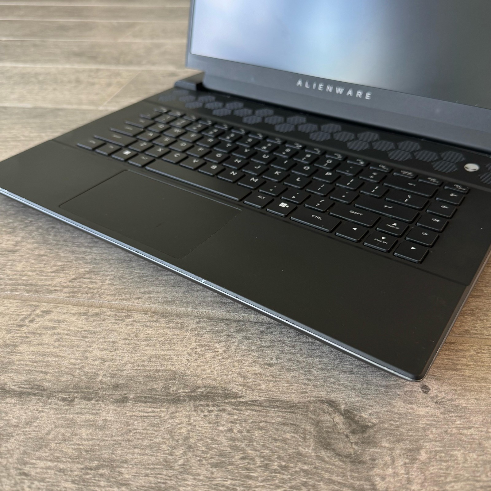 Dell Alienware M16 R1 240Hz QHD+ 5.4 GHz i9-13900HX 64GB 512GB SSD RTX 4090