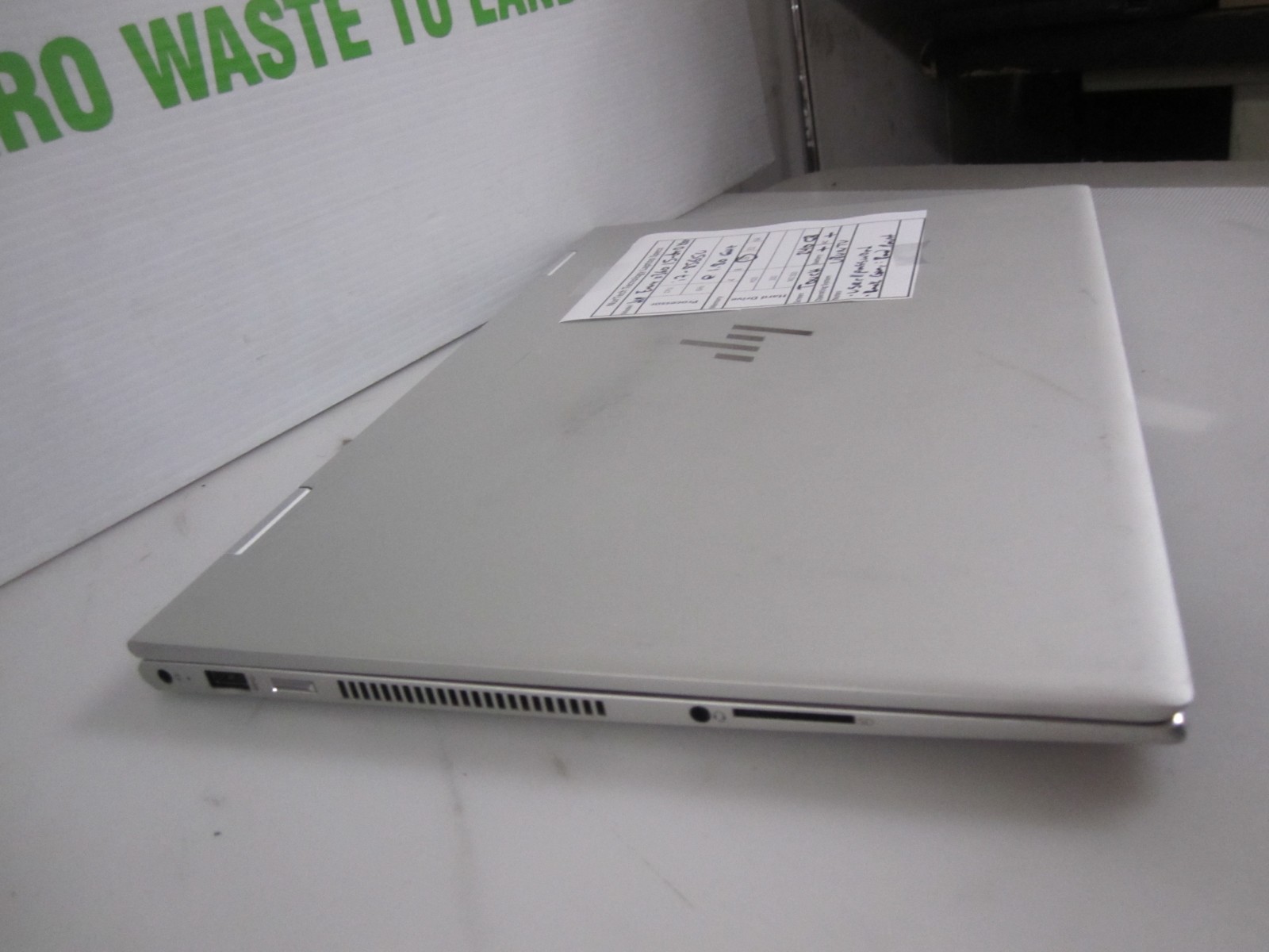 HP Envy x360 15m-dr0xxx Touch i7-8565U 16GB 240GB M2SSD UBUNTU LAPTOP + AC