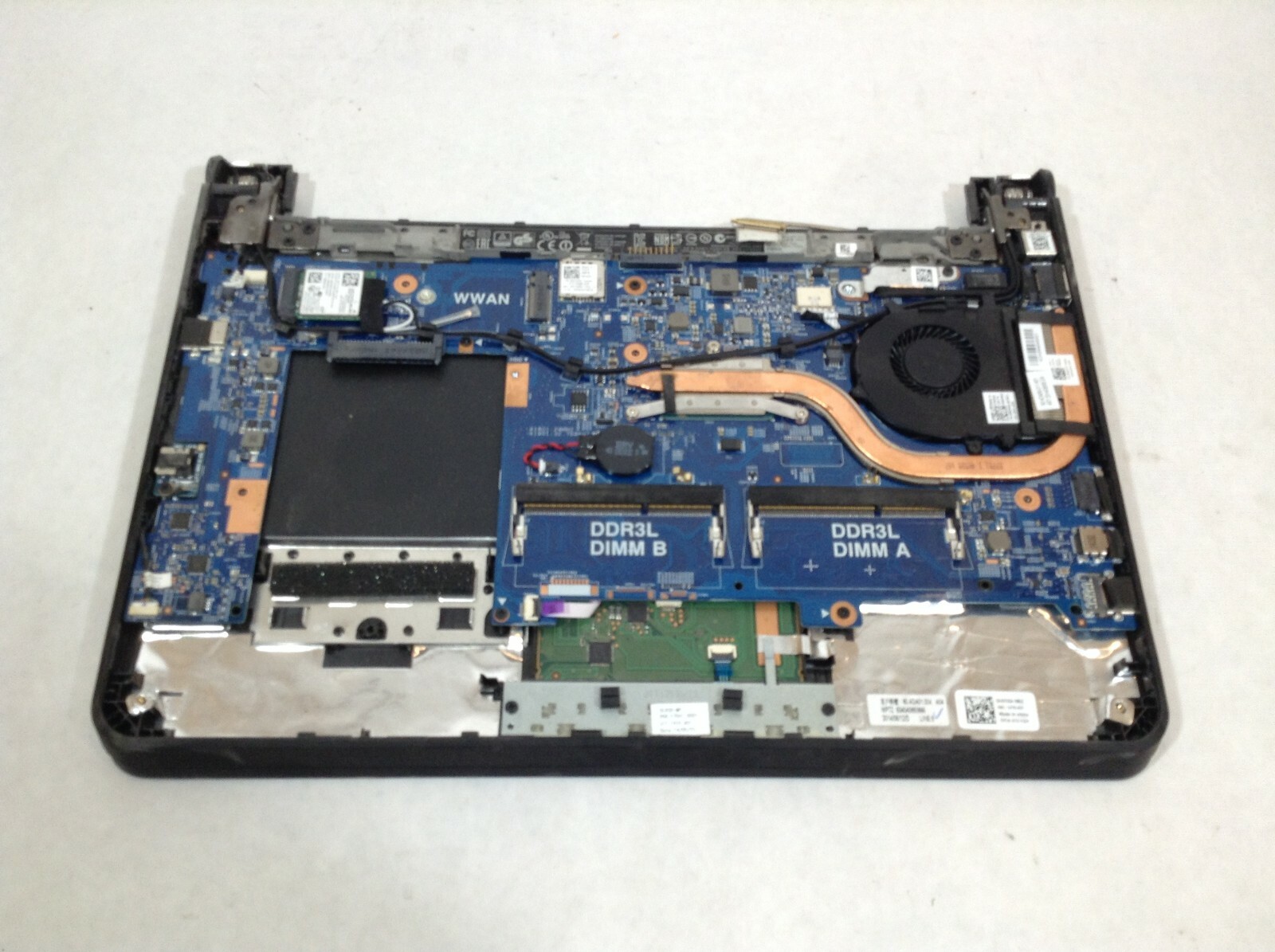 Dell Latitude 3340 13.3″ Laptop Intel Core i3 4th Gen – POWERS ON – RV