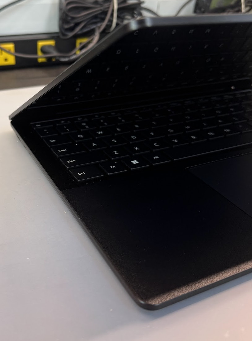 Microsoft Surface Laptop 4 13″ INTEL CORE i5-1145G7 256GB SSD 16GB RAM 11P READ