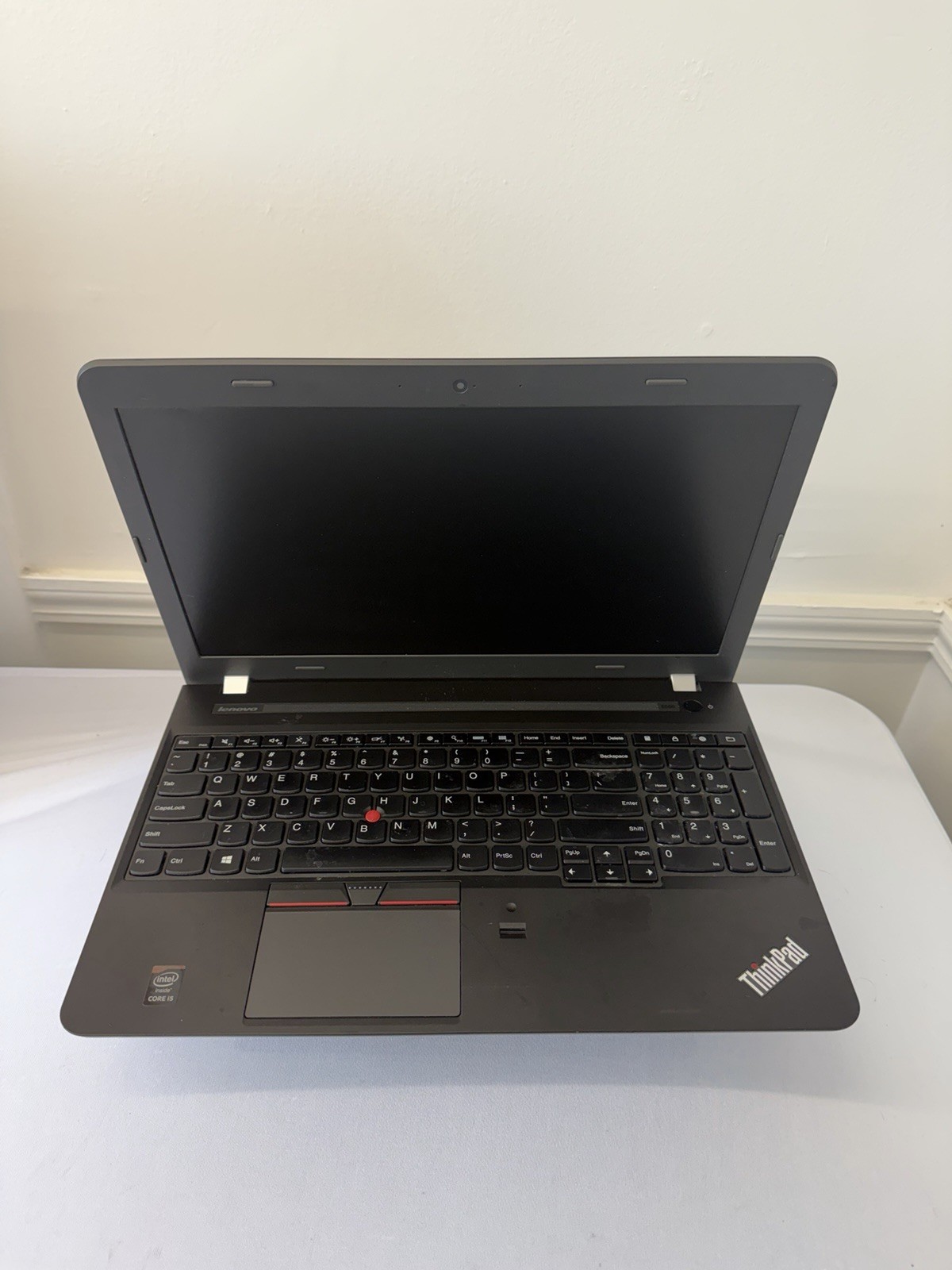 Lenovo Thinkpad E550 Laptop – Good Screen – Intel i5-5200U – RAM 8 GB – Read Des