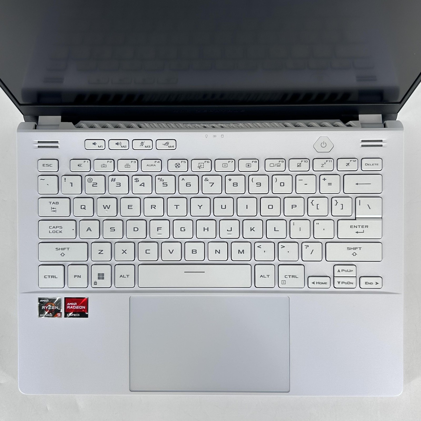 Asus ROG Zephyrus G14 GA402 14 QHD+ 3.3 GHz Ryzen 9 6900HS 40GB 1TB AMD RX 6700S