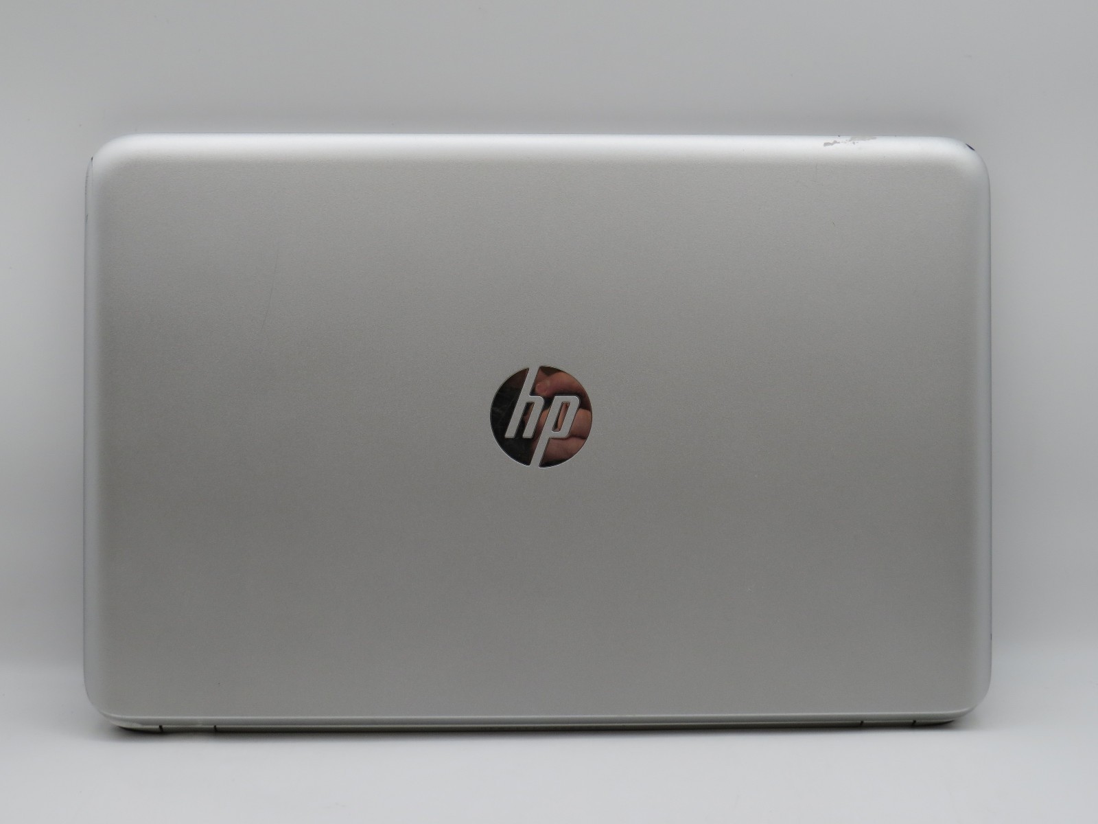 HP Envy M6 i5-4210m @ 2.6 8GB DDR3 256GB SATA SSD 15″ touch No OS