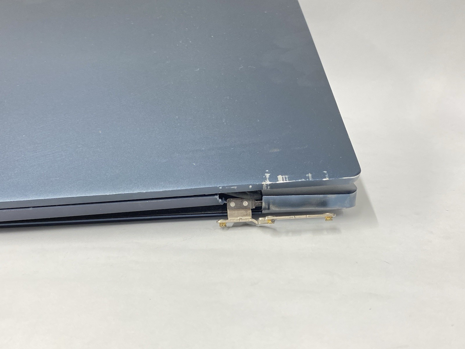 Lenovo IdeaPad 5 15ITL05 – Touch FHD – i7-1165G7 – No SSD/No OS – READ