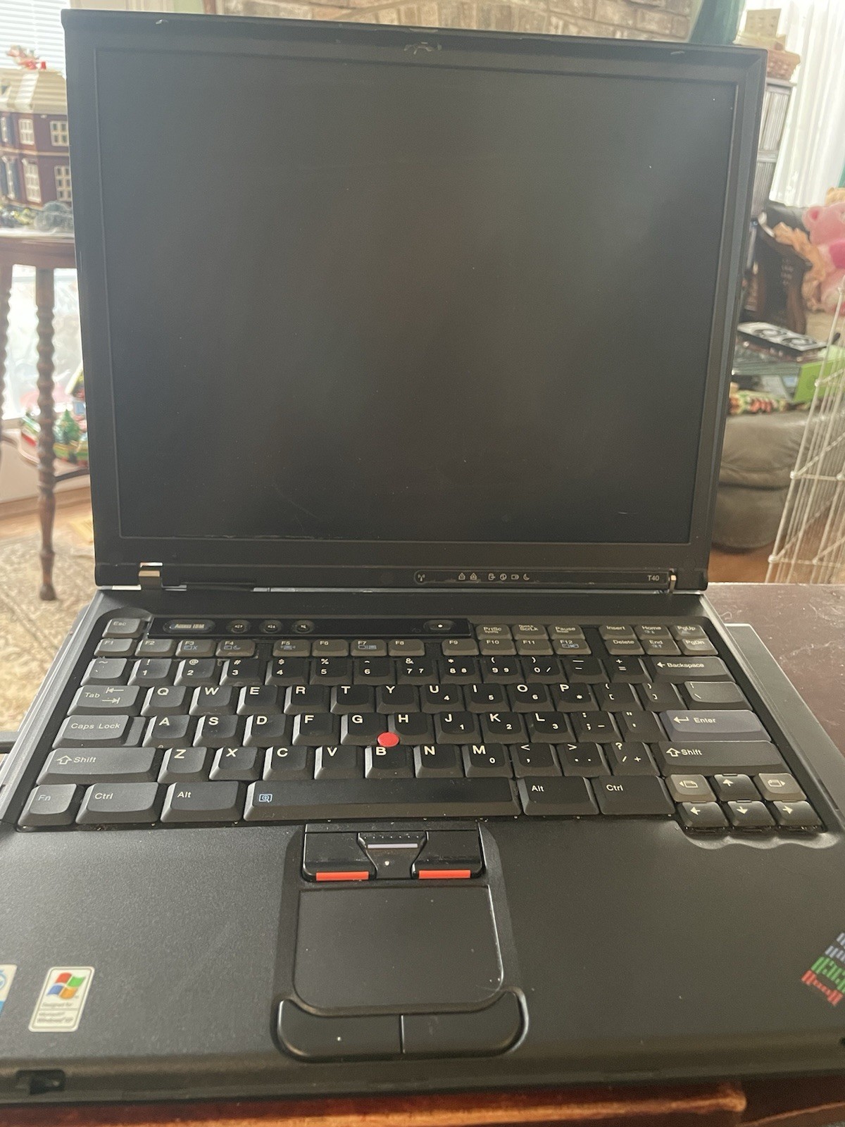 IBM ThinkPad T40 Retro Gaming Laptop 1.50GHz 2GB 40GB HDD Win XP Radion 7500