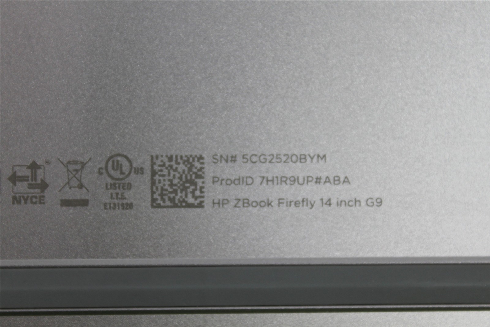 HP ZBook FireFly 14 G9 Intel Core i5-1245U 16GB DDR5 256GB NVME COS DMG