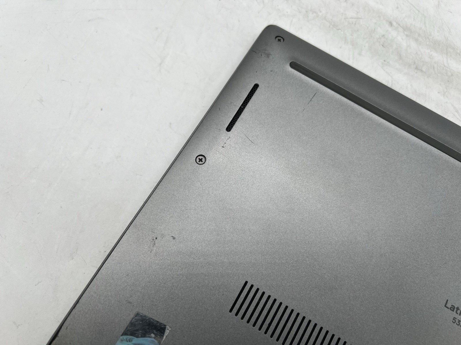 Dell LATITUDE 5330, i7-1265U, 4.15GHz, 32GB RAM, 256GB NVMe-No OS/Charger