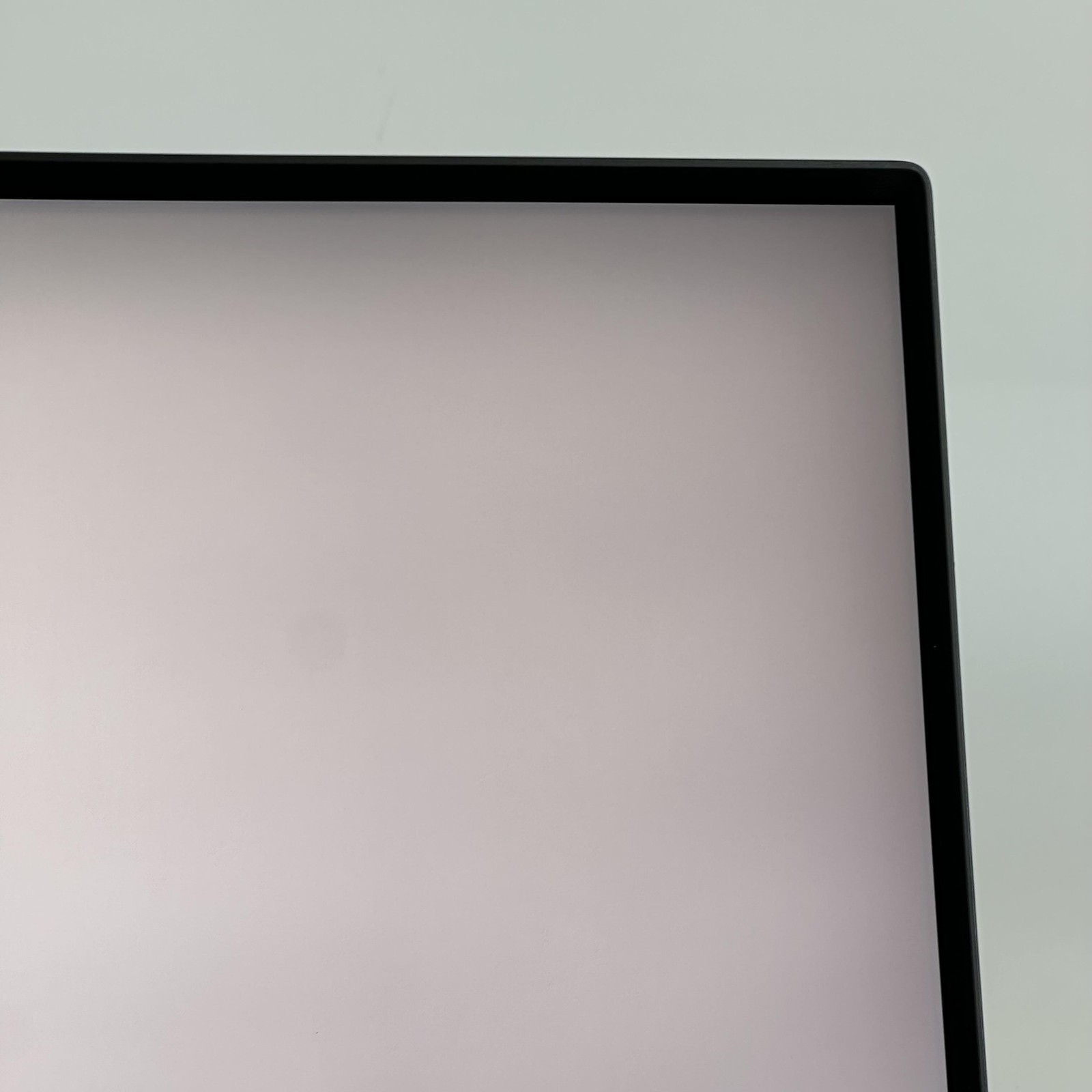 Dell XPS 15 7590 4K TOUCH i9-9980HK 2.40GHz 32GB 2TB SSD GTX 1650 Good