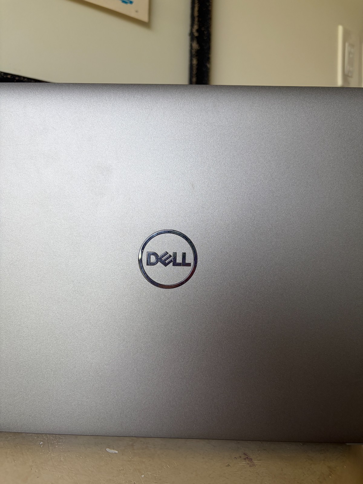 Grey Dell Precision 3490 18DBWH3 Intel Ultra 7 155H 114″, FHD 1920×1080 512GB