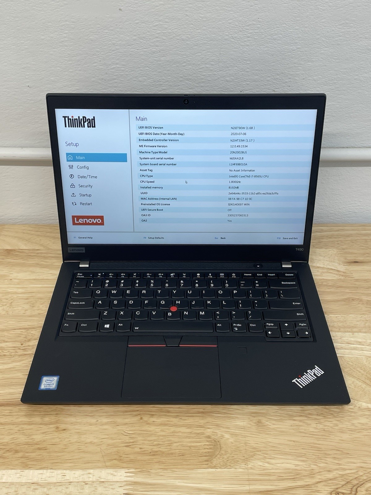 Lenovo ThinkPad T490 Core i7-8565U 1.80GHz – 8GB RAM 256GB SSD Win11